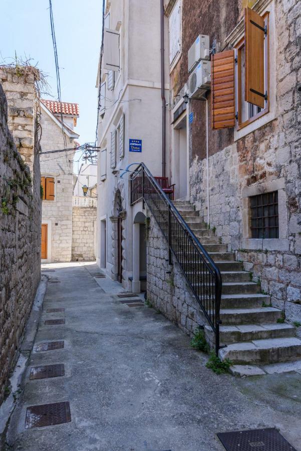 טרוגיר Apartments Dora -Free Parking מראה חיצוני תמונה