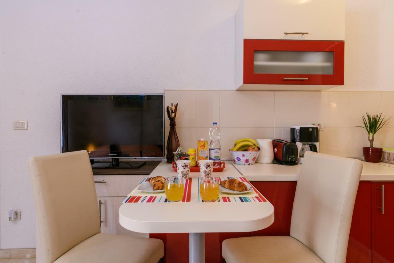 טרוגיר Apartments Dora -Free Parking מראה חיצוני תמונה